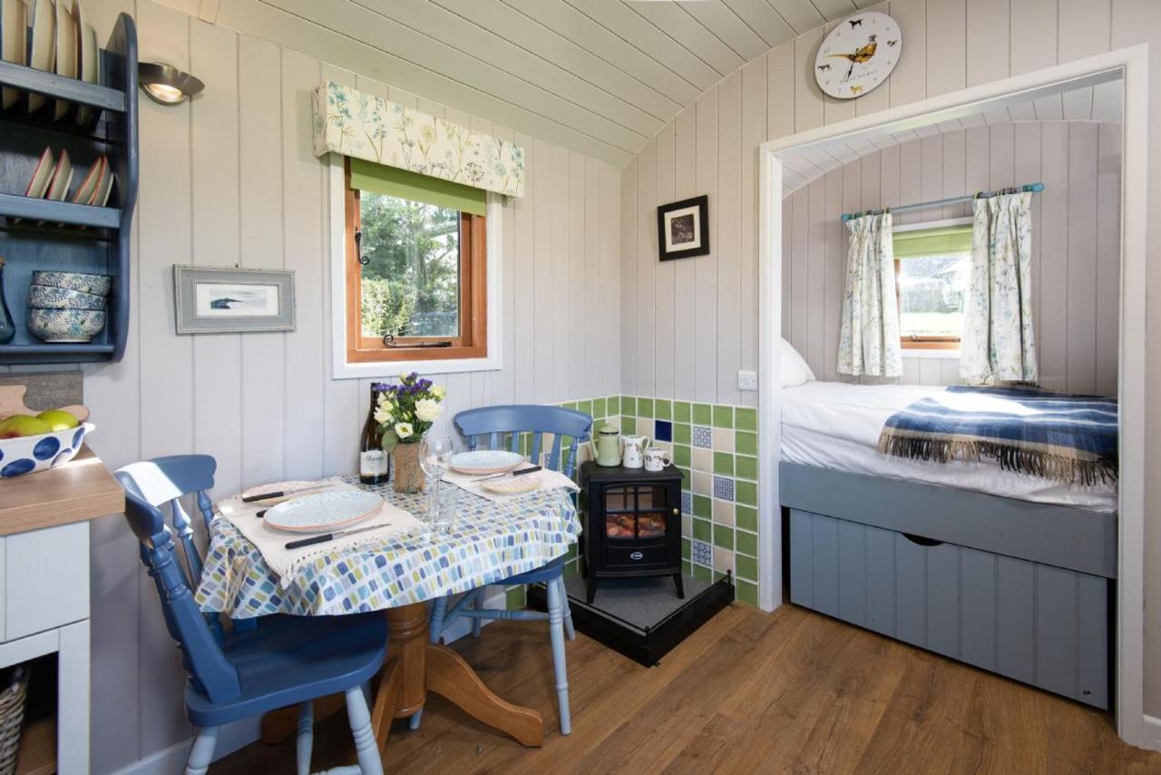 Teasel Shepherd'S Hut 特维德上游的贝里克 外观 照片