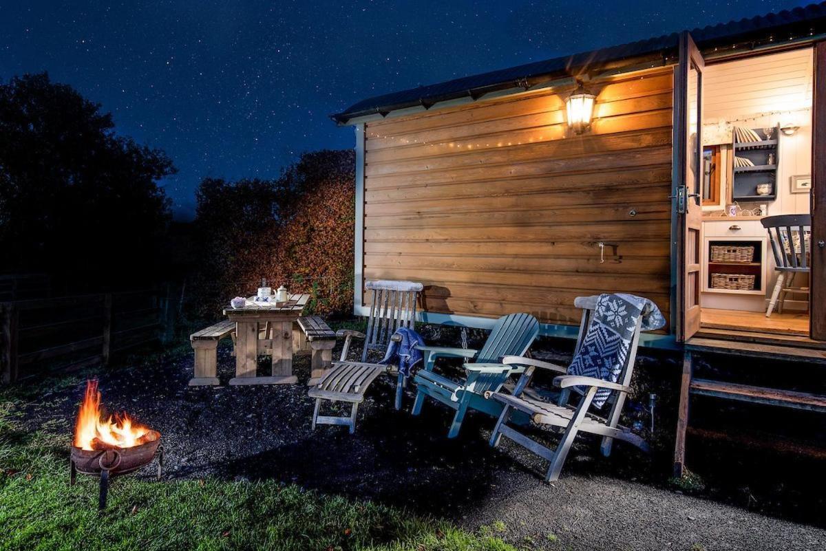 Teasel Shepherd'S Hut 特维德上游的贝里克 外观 照片